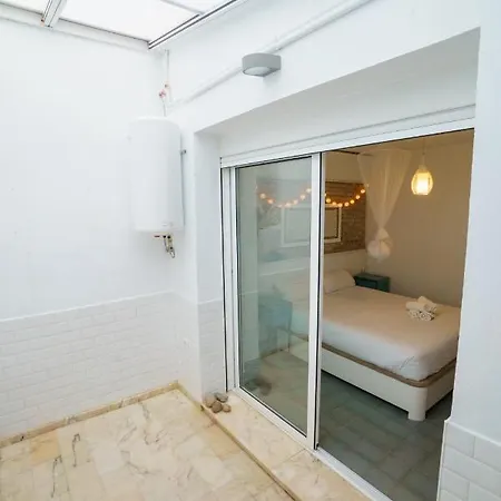 Rentalsevilla Rentalsevilla Moderno Apartamento En El Centro Con Patio Apartamento *
