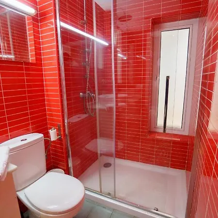 Rentalsevilla Rentalsevilla Moderno Apartamento En El Centro Con Patio * Sevilla