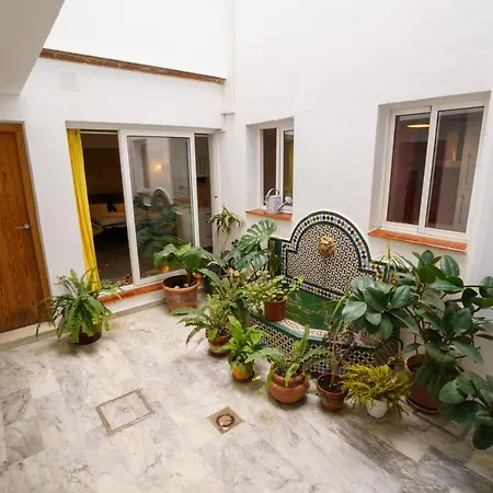 Rentalsevilla Rentalsevilla Moderno Apartamento En El Centro Con Patio *
