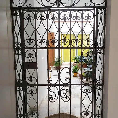 Apartment Rentalsevilla Rentalsevilla Moderno Apartamento En El Centro Con Patio Seville