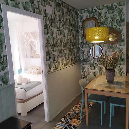Rentalsevilla Rentalsevilla Moderno Apartamento En El Centro Con Patio *